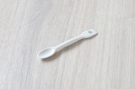 Kopisti se lžící, porcelán