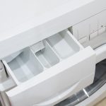 Как да премахнем мухъла в тавата на пералнята: просто средство от кухнята ще се справи за минута Как да премахнем мухъла в тавата на пералнята: просто средство