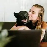 5 причини, поради които кучетата правят живота ни по-щастлив 5-prichini-poradi-koito-kuchetata-pravyat-zhivota-ni-po-shtastliv.jpg