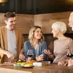 8 фрази на свекърва, която не обича снаха си, но засега го крие 8-frazi-na-svekarva-koyato-ne-obicha-snaha-si-no.webp.webp