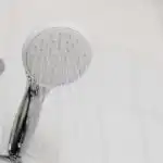 Защо хората все по-често се отказват да се къпят и